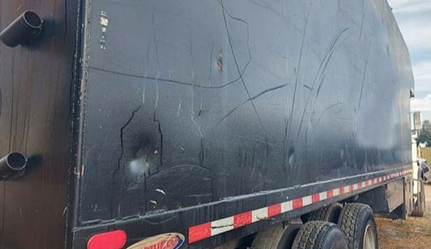 2004 Western Star 4900 Grapple Truck - Image 10