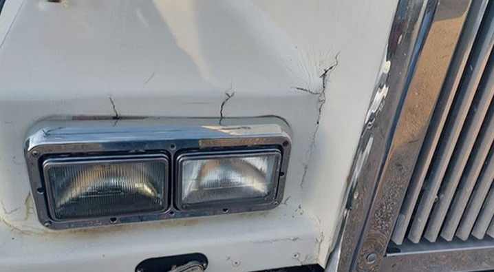 2004 Western Star 4900 Grapple Truck - Image 28