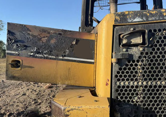 2004 Caterpillar 953C Crawler Loader - Image 16
