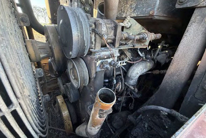 2004 Caterpillar 953C Crawler Loader - Image 25