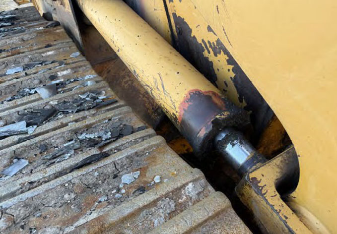 2004 Caterpillar 953C Crawler Loader - Image 37