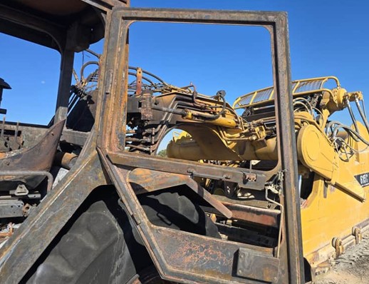 2005 Caterpillar 615C Motor Scraper - Image 13
