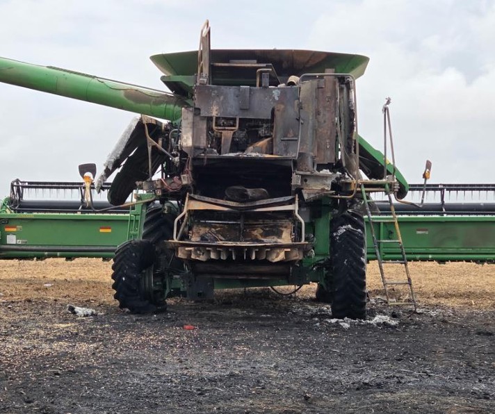 2005 John Deere 9760 STS Combine - Image 4