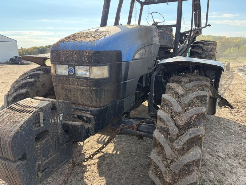 2005 New Holland TM140 Tractor - Image 2