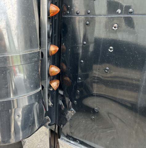 2005 Peterbilt 379 - Image 10