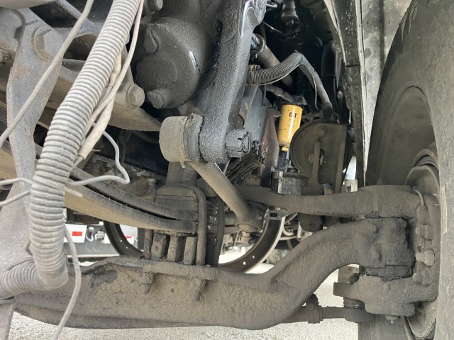 2005 Peterbilt 379 - Image 25