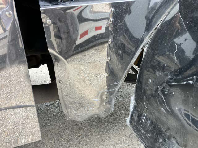 2005 Peterbilt 379 - Image 29