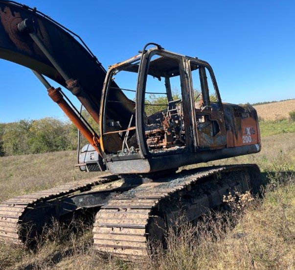 2006 Hitachi ZX200LC-3 Excavator - Image 2