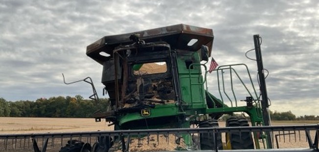 2006 John Deere 9670 STS Combine - Image 11