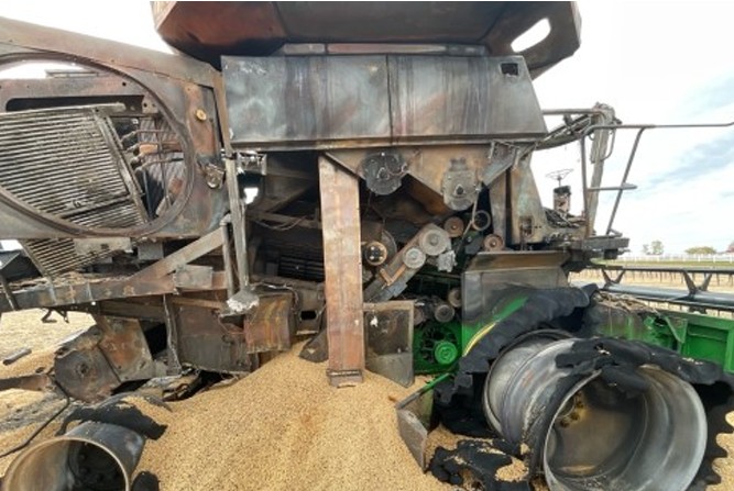 2006 John Deere 9670 STS Combine - Image 3