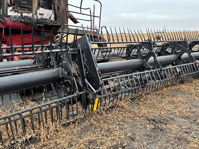 2006 MacDon 974 Flexdraper Header - Image 7