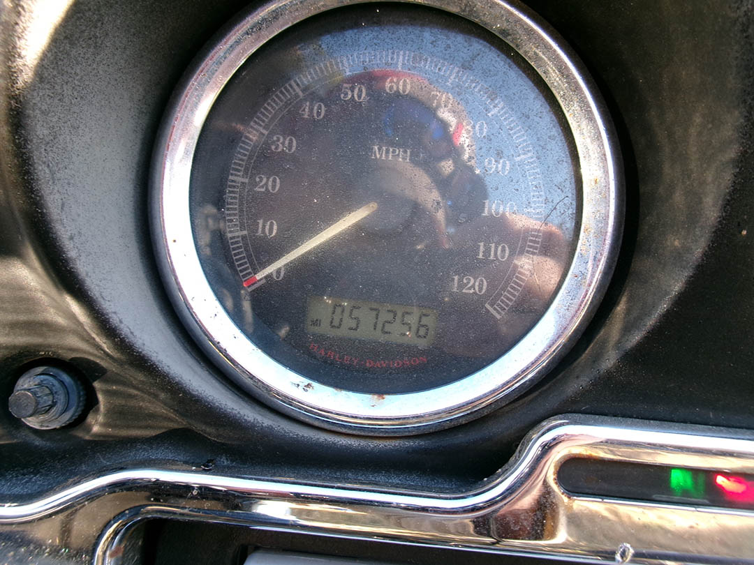 2007 Harley-Davidson Electra Glide FLHT Motorcycle - Image 12