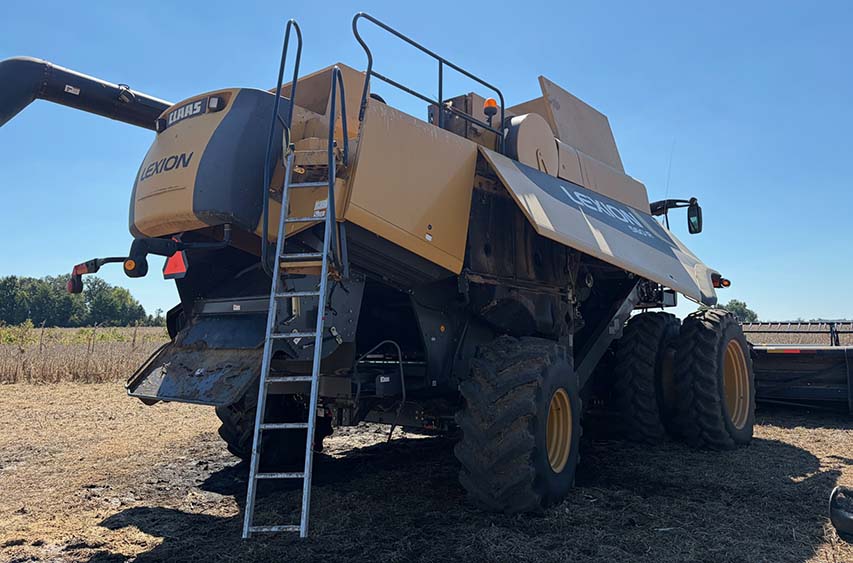 2008 CLAAS Lexion 560R Combine - Image 2