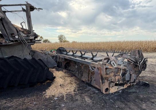 2008 John Deere 9770 Combine/John Deere RD30F Hydraflex Header - Image 5