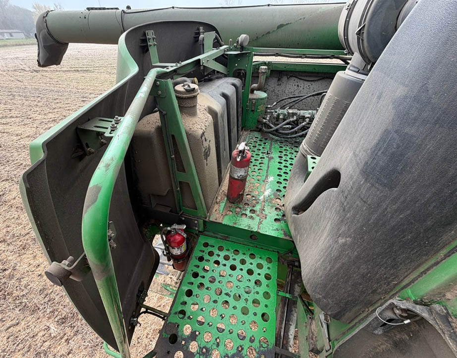 2008 John Deere 9870 STS Combine - Image 5