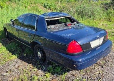 2009 Ford Crown Victoria Police Cruiser - Image 4