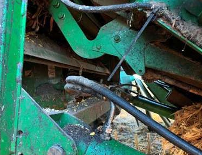 2009 John Deere 9670 STS Combine - Image 16