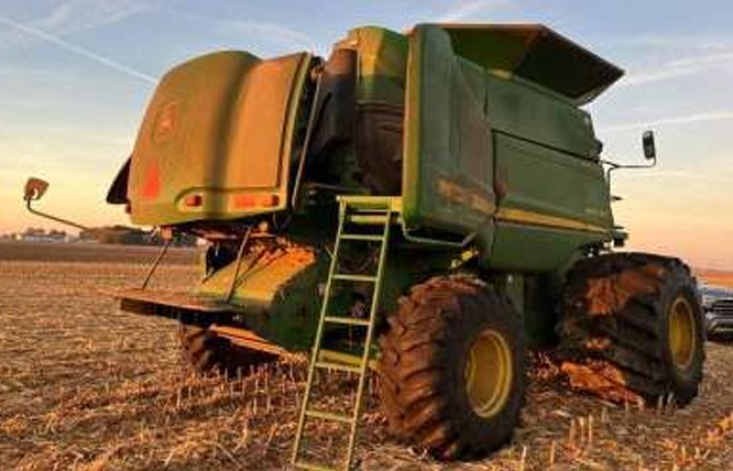 2009 John Deere 9670 STS Combine - Image 3