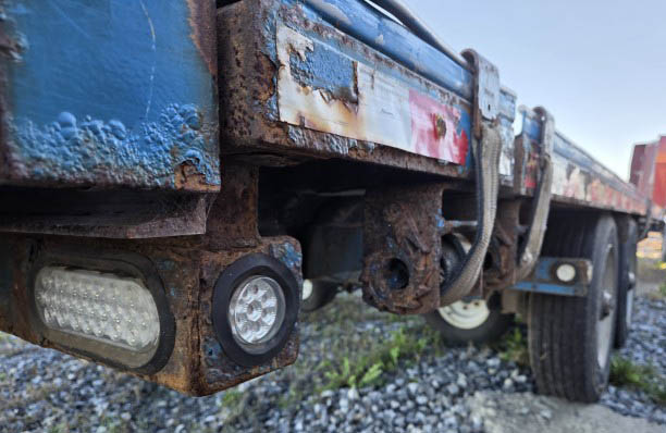 2009 Creekside Welding & Jamar Shed Moving Trailer - Image 10