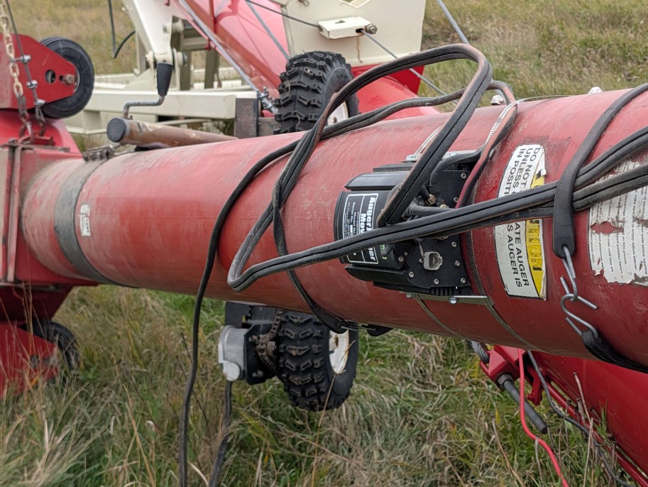 2010 Farm King 1385 Auger - Image 12