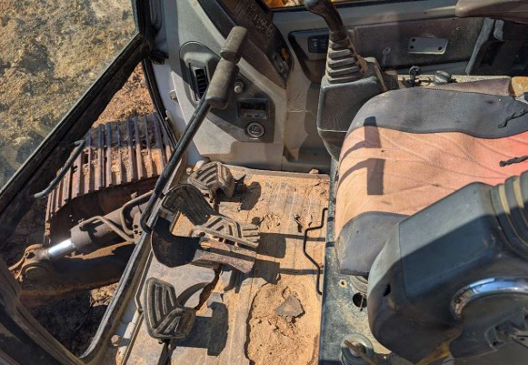 2010 Hyundai Robex 160LCD-7A Excavator - Image 6