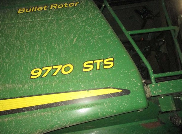 2010 John Deere 9770 STS Combine - Image 10