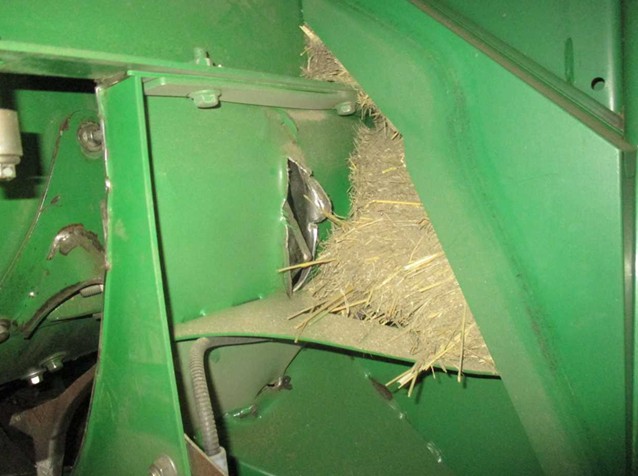 2010 John Deere 9770 STS Combine - Image 13