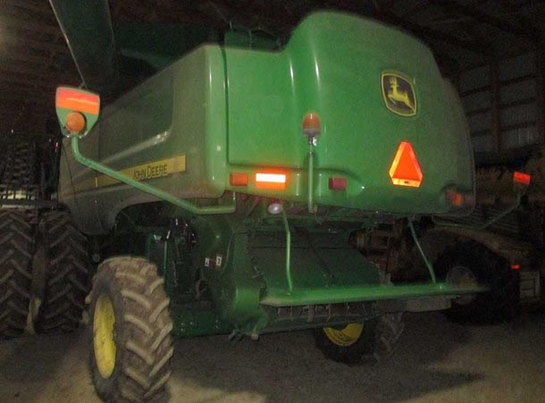 2010 John Deere 9770 STS Combine - Image 2