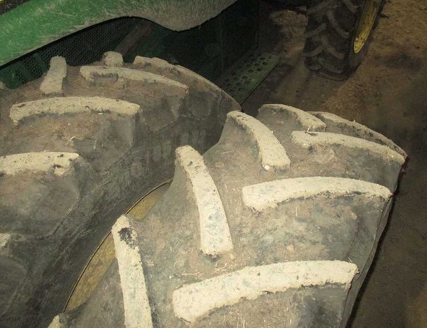 2010 John Deere 9770 STS Combine - Image 24