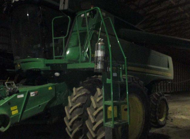 2010 John Deere 9770 STS Combine - Image 4
