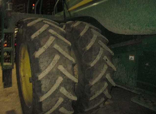 2010 John Deere 9770 STS Combine - Image 6