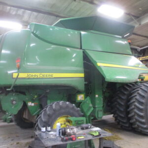 2010 John Deere 9870 Combine