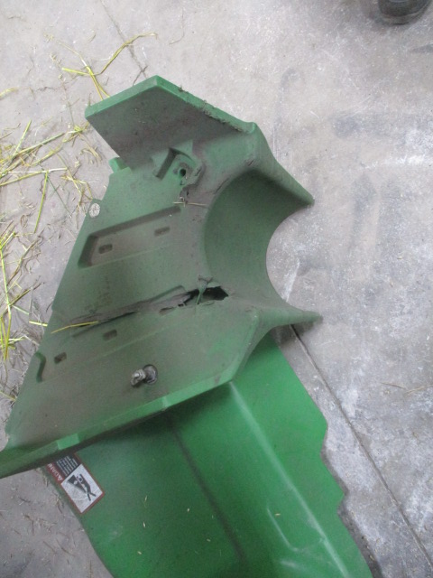 2010 John Deere 9870 Combine - Image 12