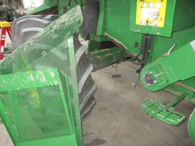 2010 John Deere 9870 Combine - Image 39