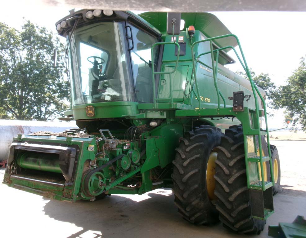 2010 John Deere 9870 STS Combine