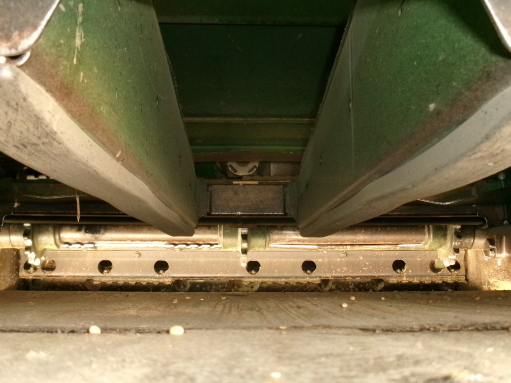 2010 John Deere 9870 STS Combine - Image 9