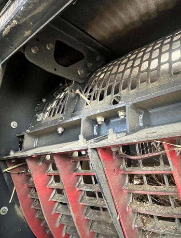 2011 CASE IH 8210 Combine - Image 11