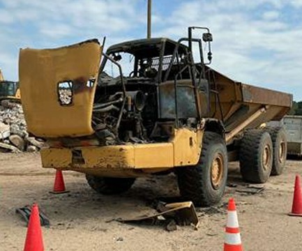 2011 Caterpillar 725 Articulated Dump Truck