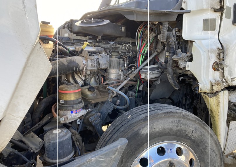 2012 Freightliner Cascadia 125 - Image 6