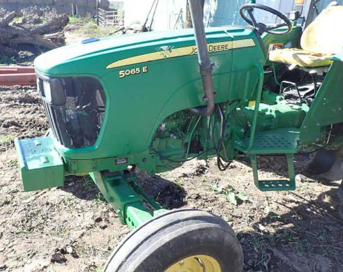 2012 John Deere 5065E Tractor - Image 12