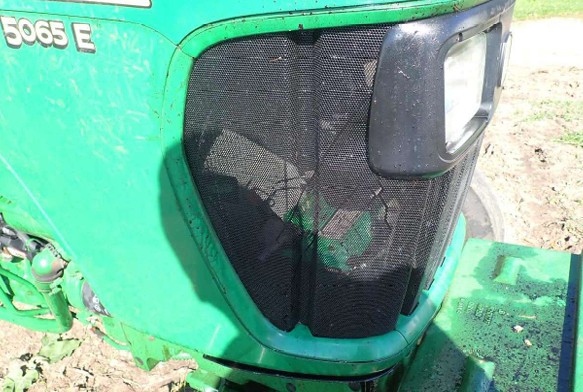 2012 John Deere 5065E Tractor - Image 15