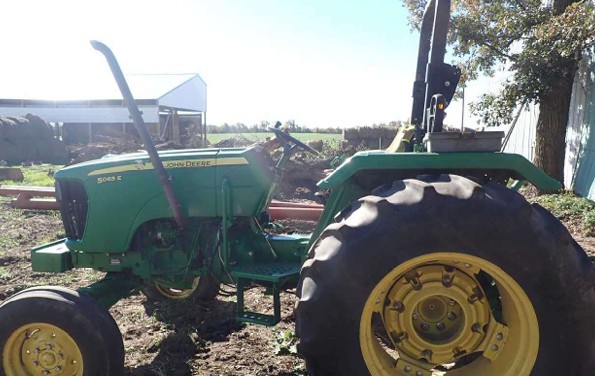 2012 John Deere 5065E Tractor - Image 4