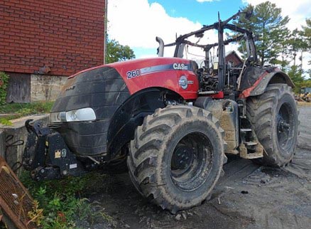 2013 CASE IH Magnum 260 Tractor