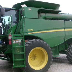 2013 John Deere S670 Combine