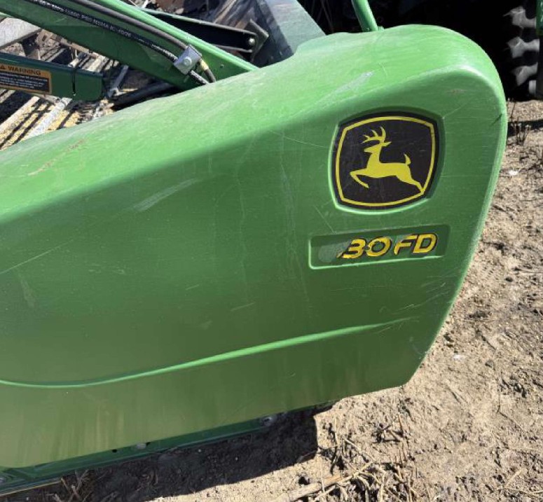 2014 John Deere 9670 Combine/2014 John Deere 630FD Header - Image 10