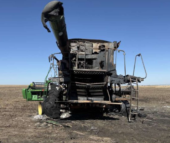 2014 John Deere 9670 Combine/2014 John Deere 630FD Header - Image 5