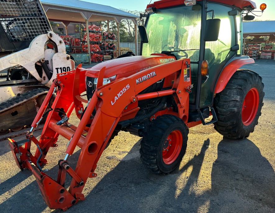 2015 Kubota L6060 Tractor - Image 2