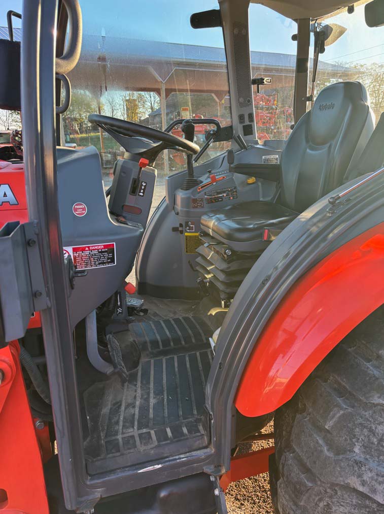 2015 Kubota L6060 Tractor - Image 6