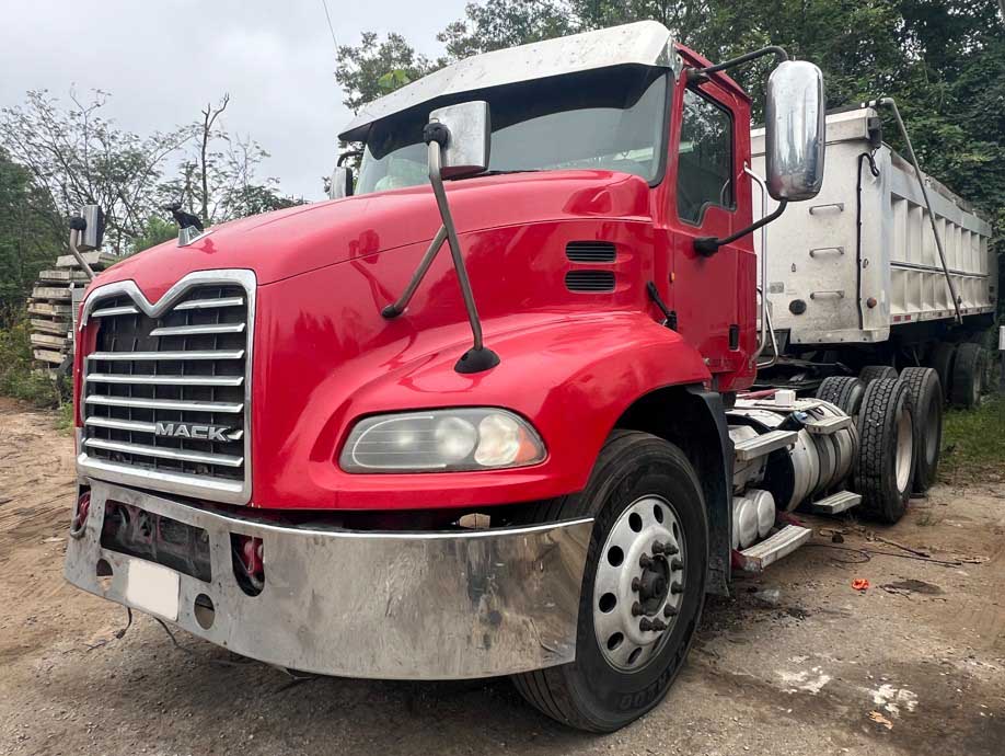 2015 Mack CXU13 Pinnacle