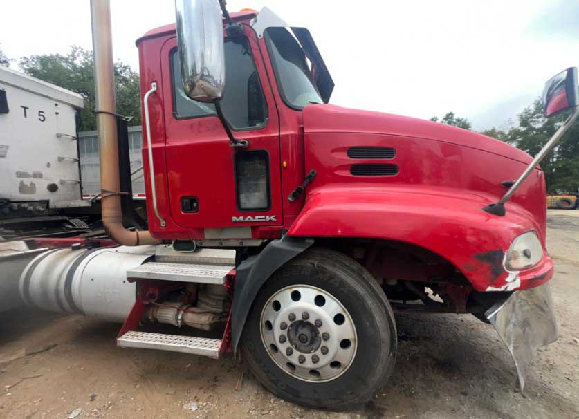 2015 Mack CXU13 Pinnacle - Image 3